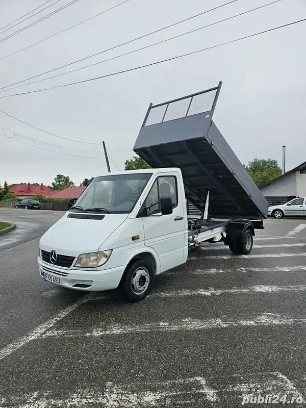 Utilizat 2002 Mercedes Sprinter Van | 9.800 EUR - Imagine 1/4