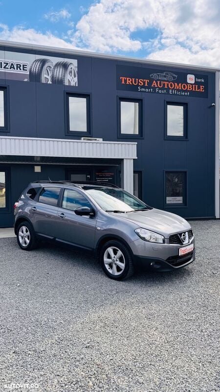 Gri Utilizat 2013 Nissan Qashqai +2 Tekna SUV | 8.590 EUR (Preț bun) - Imagine 1/4