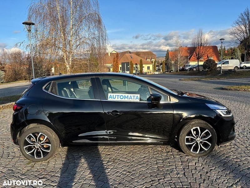 Second-hand Renault Clio IV LIMITED 120 CP (88 kW) 2018 Culoarenegru Hatchback