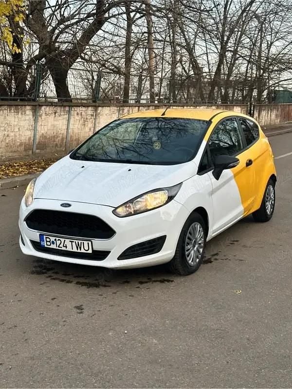 Second-hand Ford Fiesta 95 CP (69 kW) 2016 Alb Coupe