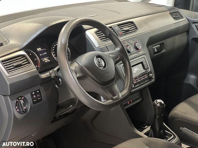 Second-hand VW Caddy 101 CP (74 kW) 2017 Culoaregri Monovolum