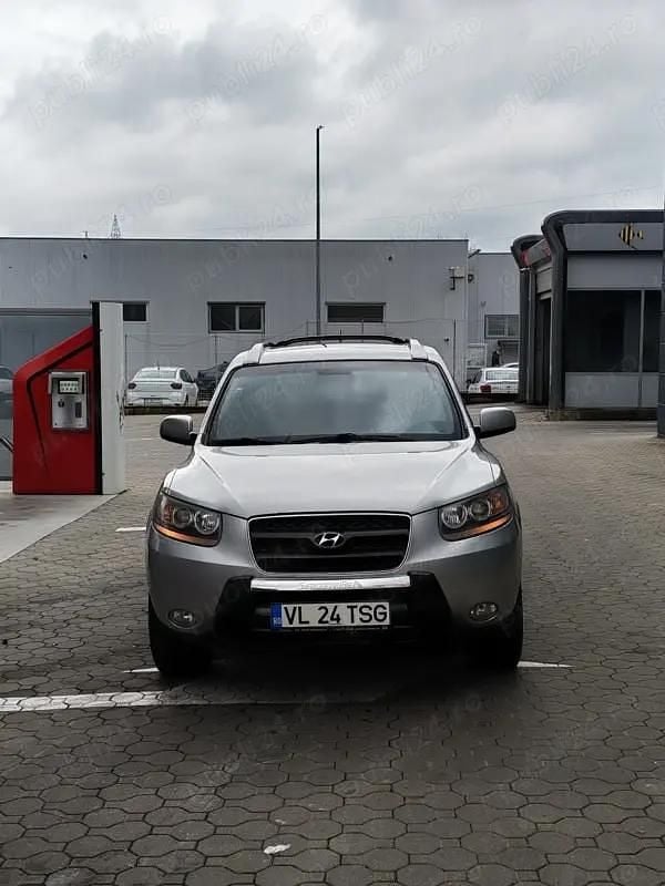 Second-hand Hyundai Santa Fe 150 CP (110 kW) 2007 Argintiu SUV