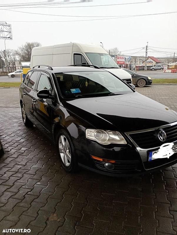 Culoarenegru Second-hand 2008 VW Passat Comfortline Break | 2.500 EUR (Preț bun) - Imagine 1/4