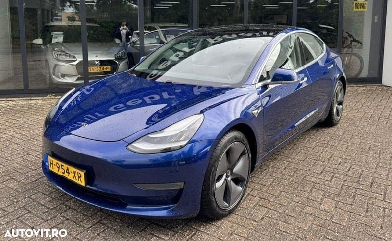 Albastru Utilizat 2019 Tesla Model 3 Performance Berlinǎ | 20.390 EUR (Preț bun) - Imagine 1/4