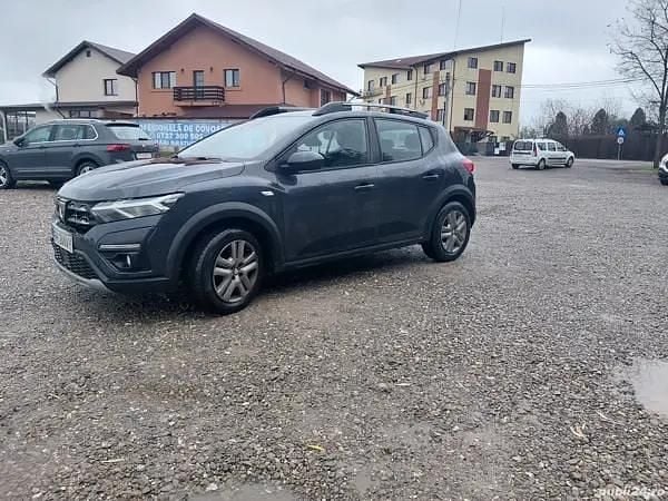 Second-hand Dacia Sandero Stepway 100 CP (73 kW) 2022 Hatchback