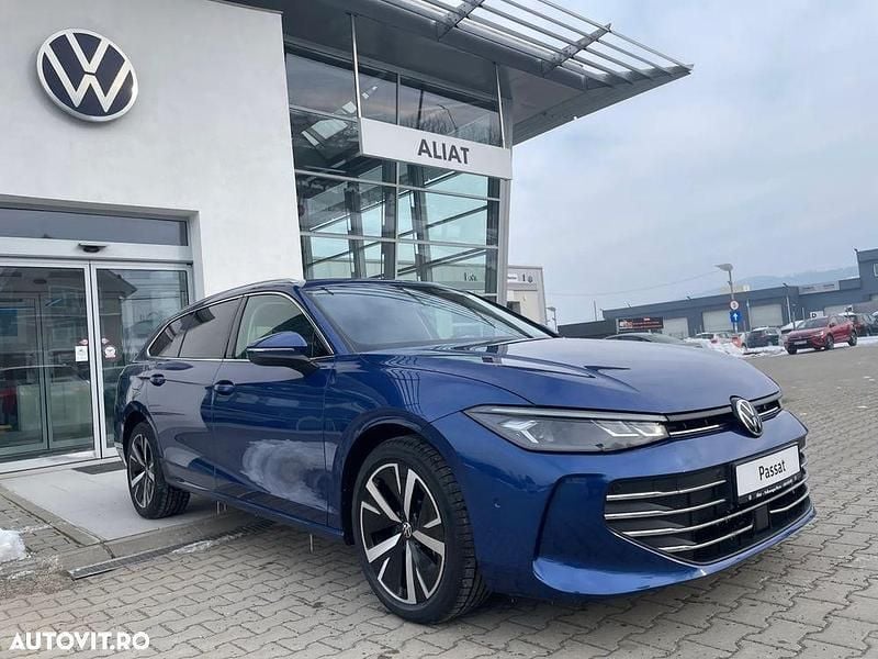 Nouă VW Passat Business 204 CP (150 kW) 2025 Culoarealbastru Break