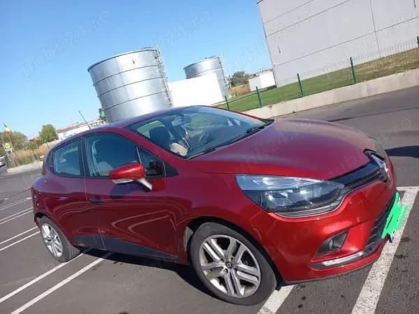 Rosu Second-hand 2018 Renault Clio IV Hatchback | 8.100 EUR (Preț OK) - Imagine 1/4
