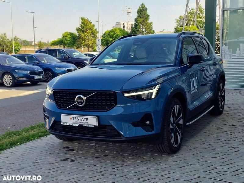 Culoarealbastru Nouă 2025 Volvo XC40 Ultimate SUV | 45.250 EUR (Scump) - Imagine 1/4