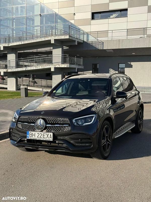 Culoaregri Utilizat 2019 Mercedes GLC220 SUV | 29.000 EUR (Preț OK) - Imagine 1/4