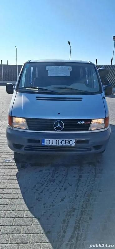Utilizat 2000 Mercedes Vito Monovolum | 1.100 EUR - Imagine 1/4