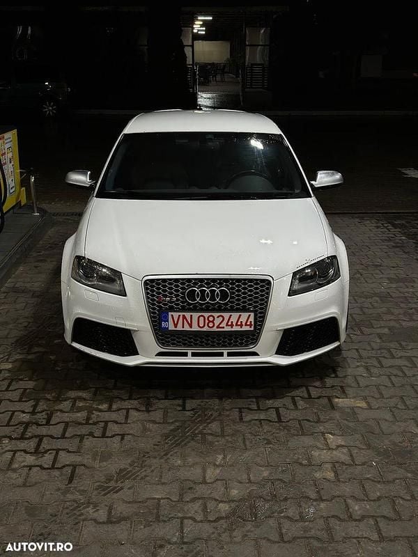 Culoarealb Utilizat 2011 Audi RS3 Berlinǎ | 24.500 EUR - Imagine 1/4