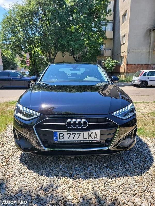 Culoarenegru Utilizat 2021 Audi A4 Advanced Berlinǎ | 24.400 EUR (Preț OK) - Imagine 1/4