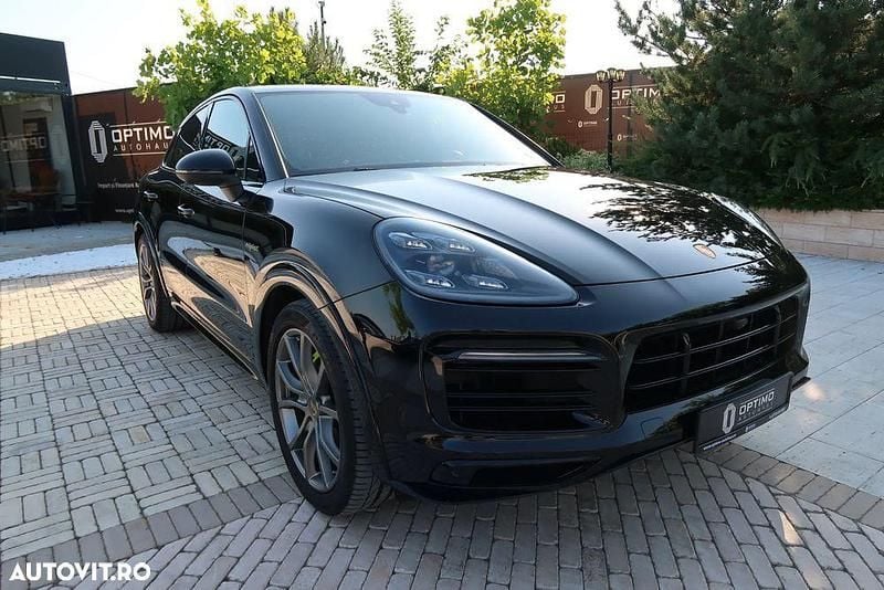 Negru Utilizat 2021 Porsche Cayenne SUV | 72.600 EUR (Preț OK) - Imagine 1/4