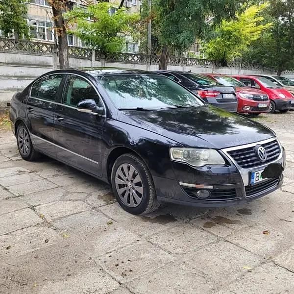 Utilizat 2010 VW Passat Berlinǎ | 3.100 EUR (Preț bun) - Imagine 1/4