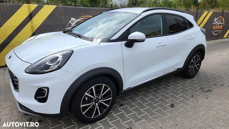 Second-hand Ford Puma Titanium 125 CP (91 kW) 2022 Culoarealb SUV