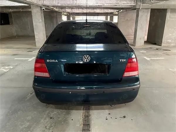 Utilizat 2005 VW Bora Berlinǎ | 2.400 EUR (Puțin scump) - Imagine 1/4
