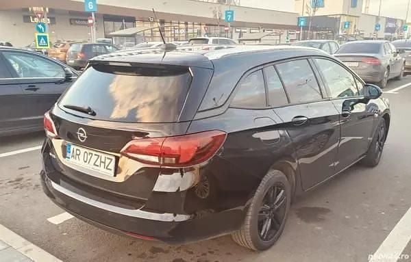 Second-hand Opel Astra Sport 122 CP (89 kW) 2020 Negru Break