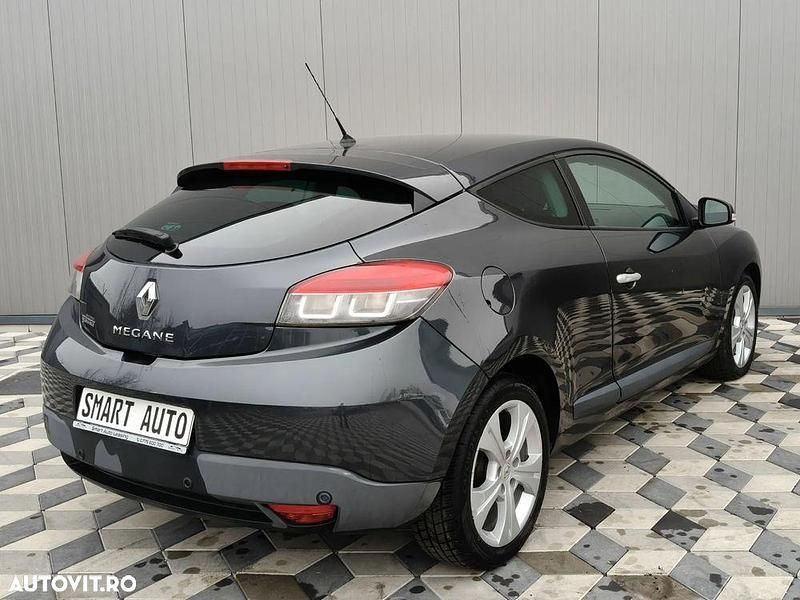 Second-hand Renault Mégane Coupé 130 CP (95 kW) 2011 Culoarenegru Coupe