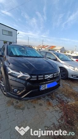 Utilizat 2023 Dacia Sandero Stepway Hatchback | 12.700 EUR (Preț OK) - Imagine 1/4