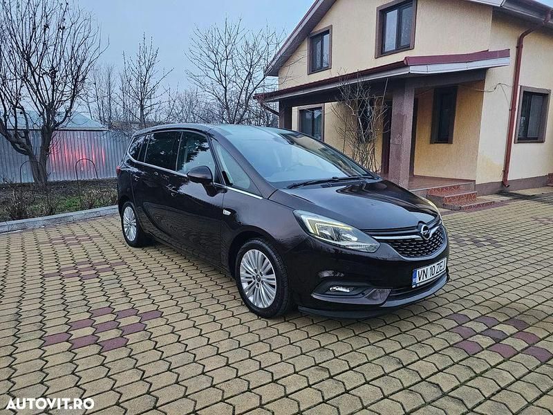 Second-hand Opel Zafira Tourer Business Edition 136 CP (100 kW) 2017 Culoaremaro Monovolum