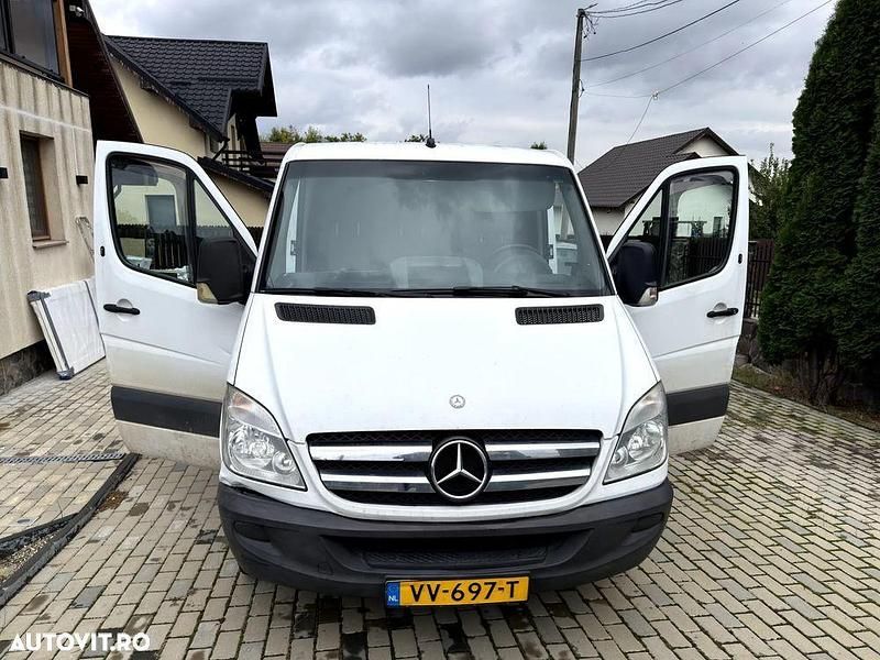 Culoarealb Utilizat 2011 Mercedes Sprinter Van | 7.500 EUR (Super Preț) - Imagine 1/4
