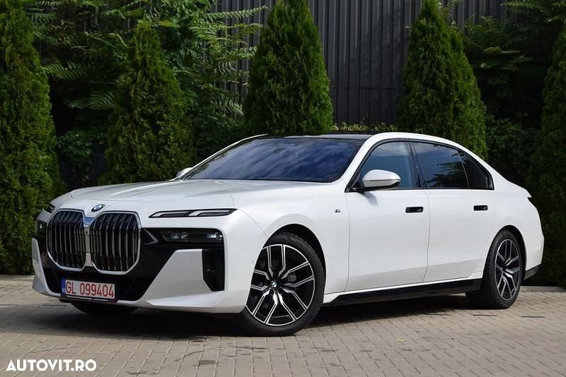 Alb Utilizat 2024 BMW 740 Berlinǎ | 99.900 EUR (Super Preț) - Imagine 1/4