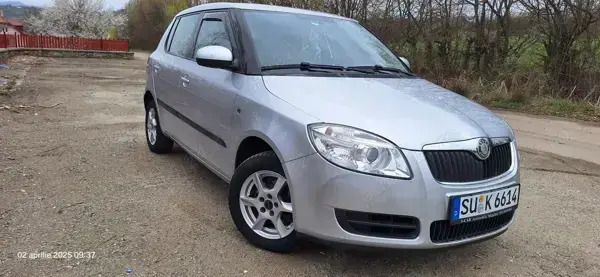 Utilizat 2009 Skoda Fabia Berlinǎ | 1.699 EUR (Preț bun) - Imagine 1/4