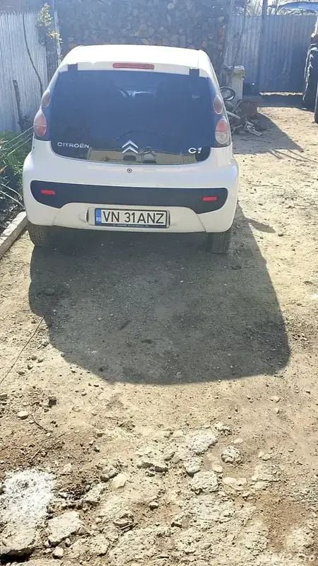 Utilizat 2011 Citroën C1 Hatchback | 2.200 EUR - Imagine 1/4