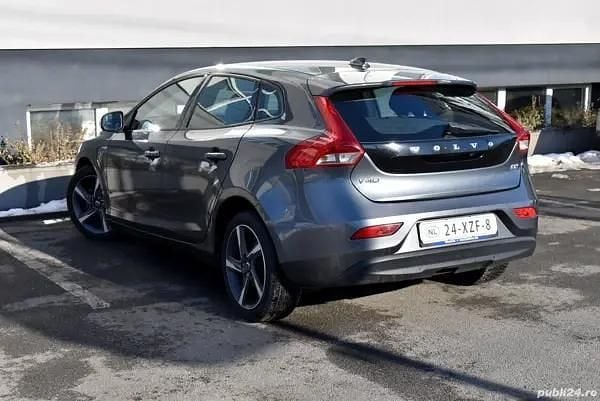 Second-hand Volvo V40 115 CP (84 kW) 2013 Gri Break
