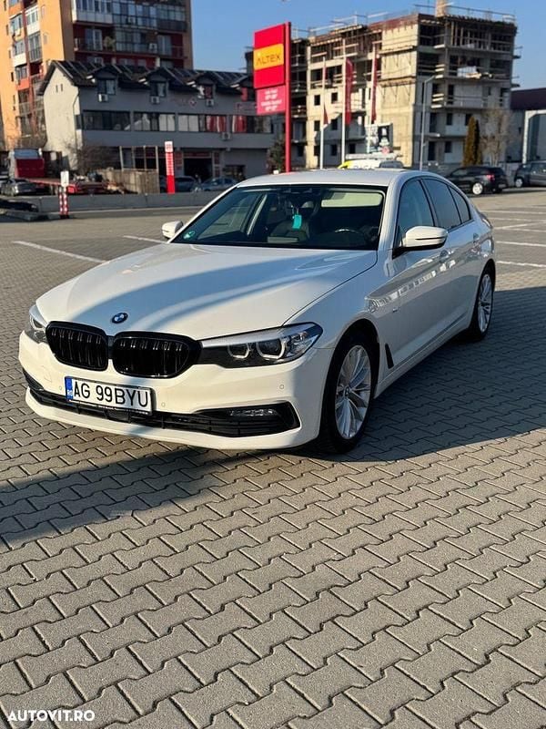 Second-hand BMW 520 190 CP (139 kW) 2017 Culoarealb Berlinǎ