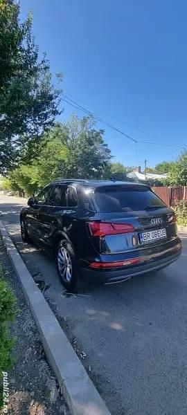 Albastru Utilizat 2018 Audi Q5 SUV | 18.500 EUR (Preț bun) - Imagine 1/4