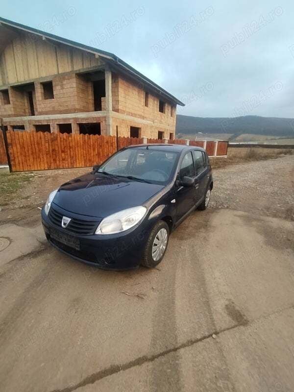 Utilizat 2010 Dacia Sandero Hatchback | 1.850 EUR (Preț OK) - Imagine 1/4