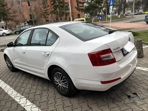 Second-hand Skoda Octavia 86 CP (63 kW) 2014 Alb Hatchback