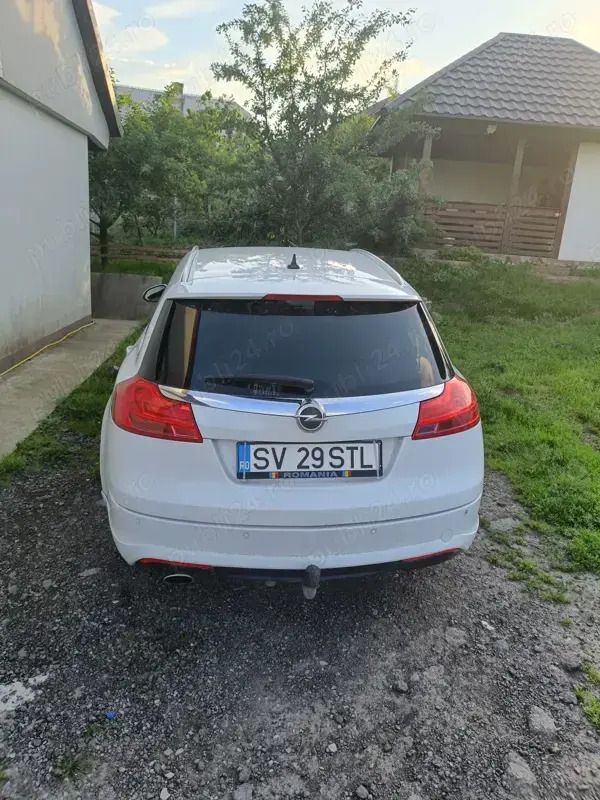 Utilizat 2012 Opel Insignia Hatchback | 4.250 EUR (Preț OK) - Imagine 1/4