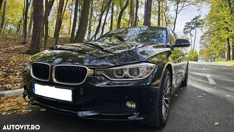 Negru Utilizat 2012 BMW 318 Berlinǎ | 9.300 EUR (Super Preț) - Imagine 1/4