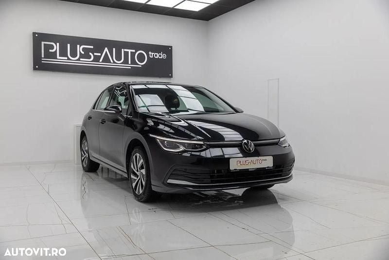 Second-hand VW Golf VIII Style 204 CP (150 kW) 2022 Culoarenegru Hatchback