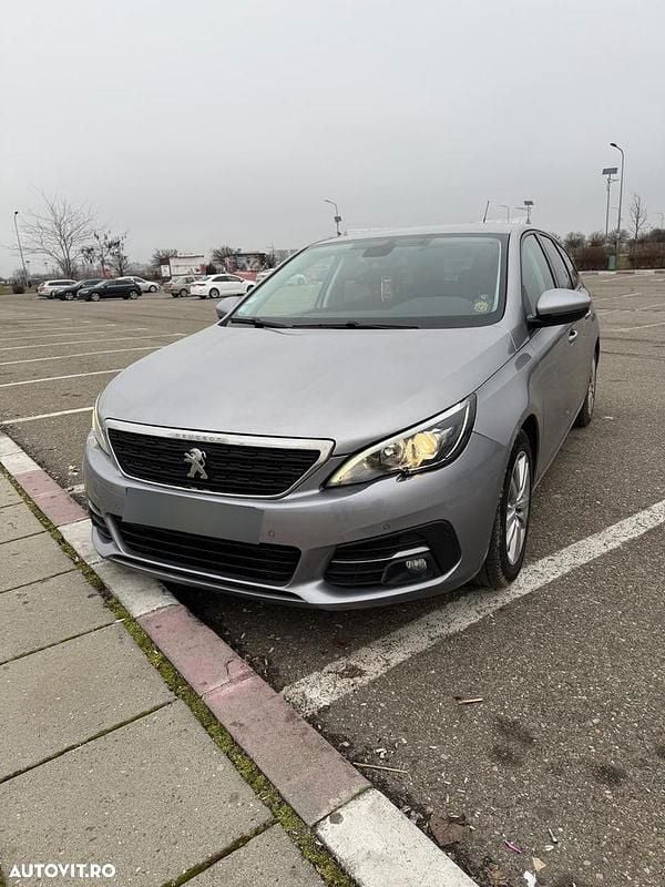 Second-hand Peugeot 308 Allure 130 CP (95 kW) 2021 Culoaregri Break