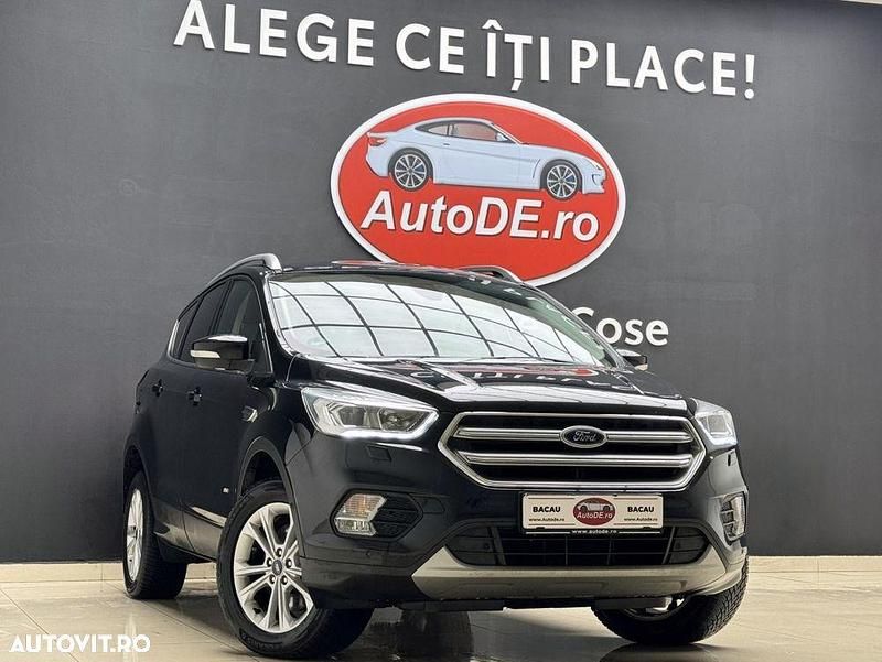 Second-hand Ford Kuga 182 CP (133 kW) 2017 Culoarenegru SUV