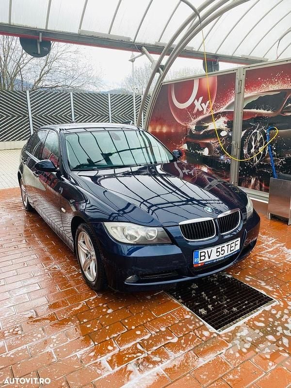 Culoarealbastru Utilizat 2007 BMW 320 Efficient Dynamics Berlinǎ | 4.150 EUR (Preț OK) - Imagine 1/4