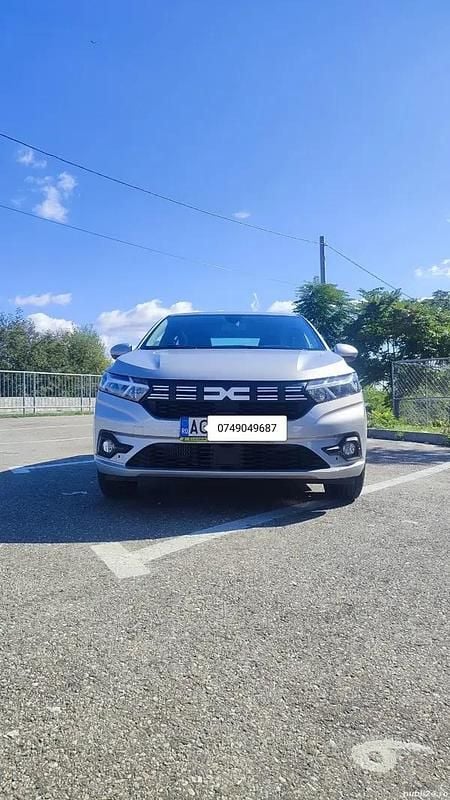Gri Utilizat 2024 Dacia Logan Prestige Berlinǎ | 12.900 EUR (Preț OK) - Imagine 1/4
