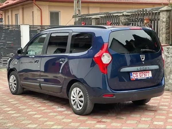 Second-hand Dacia Lodgy 90 CP (66 kW) 2016 Albastru Monovolum