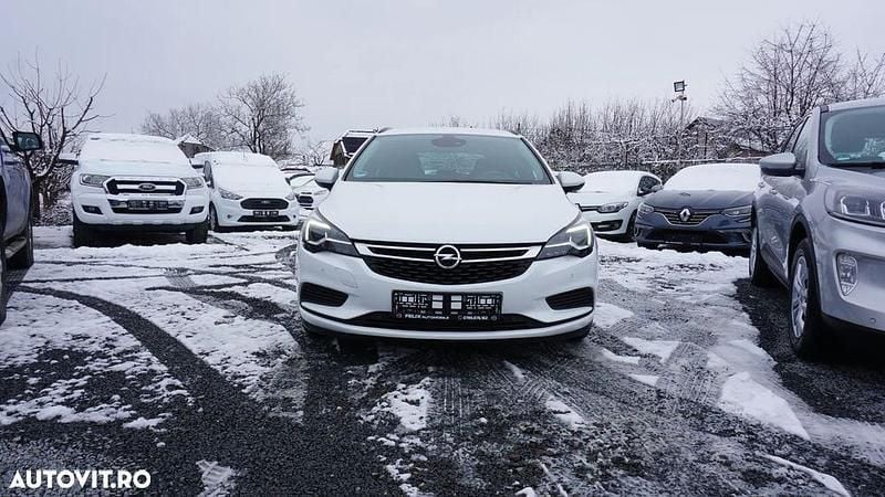 Second-hand Opel Astra Selection 110 CP (80 kW) 2019 Culoarealb Break