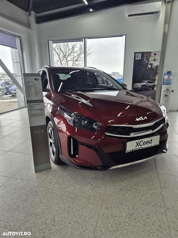 Culoarerosu Nouă 2025 Kia XCeed City SUV | 24.576 EUR - Imagine 1/4