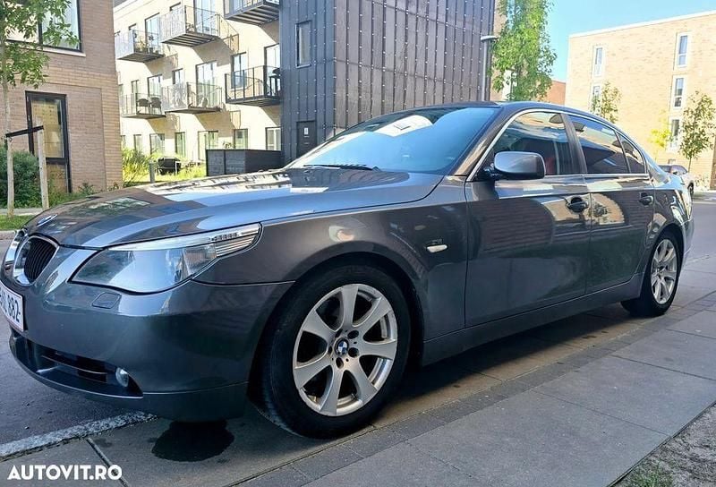 Culoarebej Utilizat 2006 BMW 520 Hatchback | 4.900 EUR - Imagine 1/4