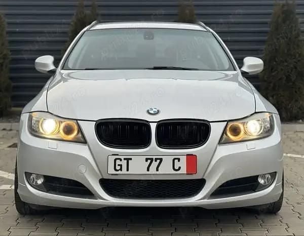 Second-hand BMW 318 191 CP (140 kW) 2011 Berlinǎ