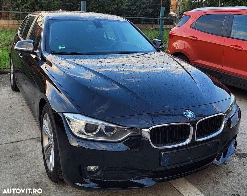 Second-hand BMW 320 Efficient Dynamics 163 CP (119 kW) 2013 Culoarenegru Break