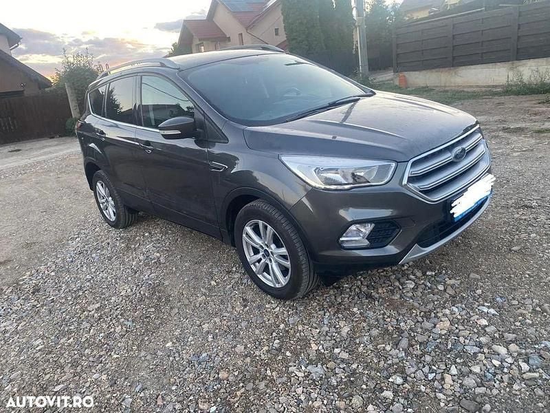 Culoaregri Utilizat 2017 Ford Kuga SUV | 8.000 EUR - Imagine 1/4