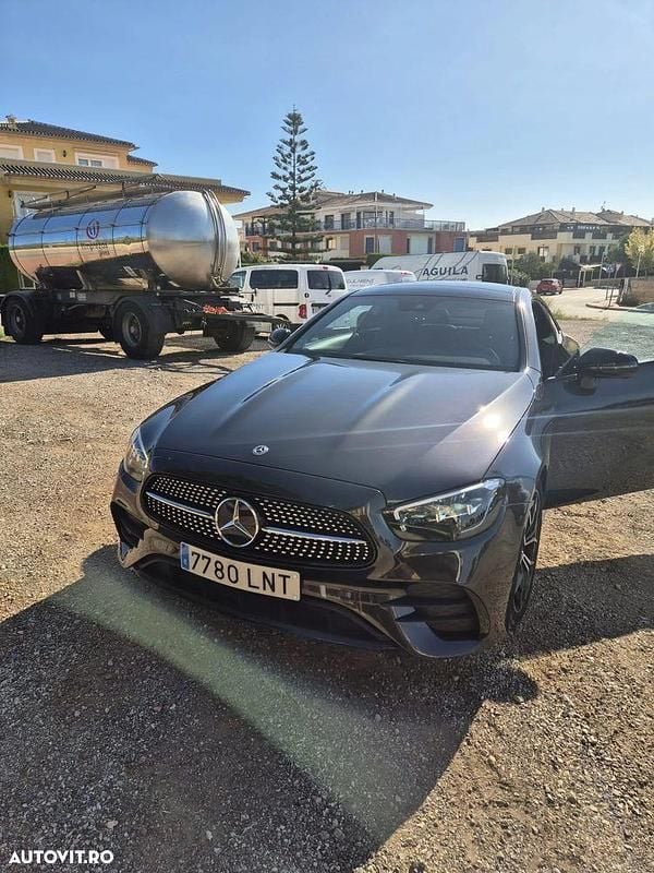 Culoaregri Utilizat 2021 Mercedes E220 Coupe | 44.900 EUR - Imagine 1/4
