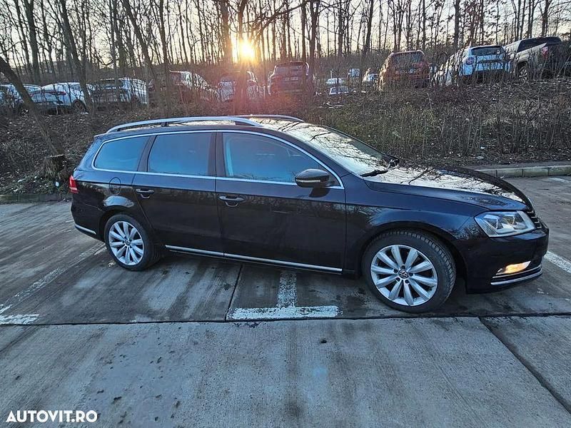 Second-hand VW Passat Highline 177 CP (130 kW) 2012 Culoarenegru Break
