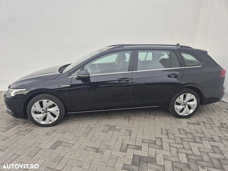 Second-hand VW Golf VIII Style 150 CP (110 kW) 2022 Negru  normal Break
